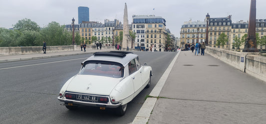 Chèque Cadeaux Paris City Tour CITRÖEN DS 1 heure